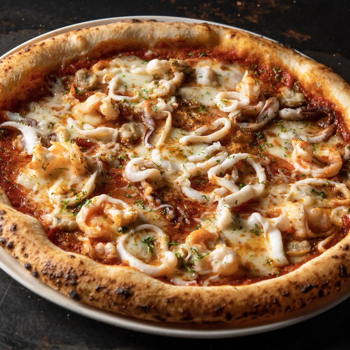 Seafood Spicy Tomato sauce with Smoked Cheese Pizza